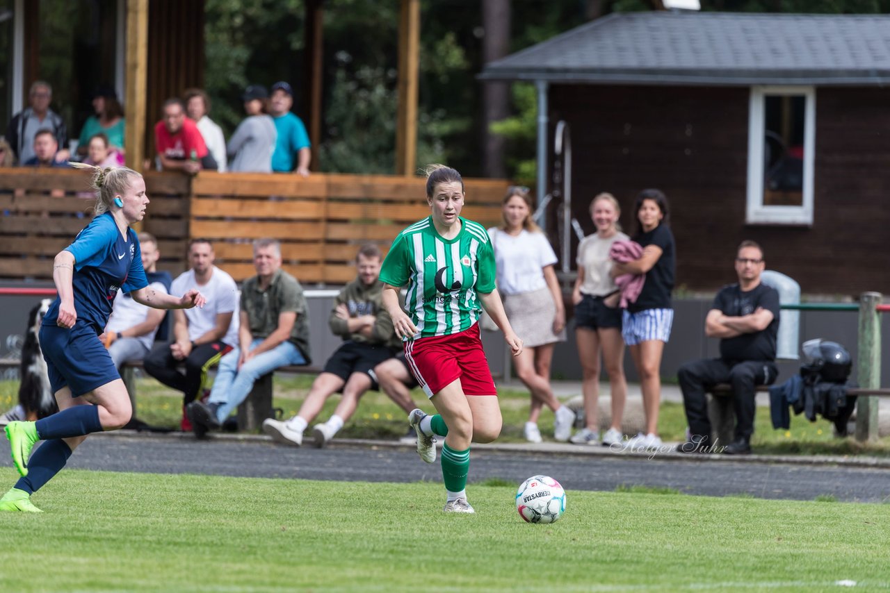 Bild 199 - F SV Boostedt - SV Fortuna St. Juergen : Ergebnis: 2:1